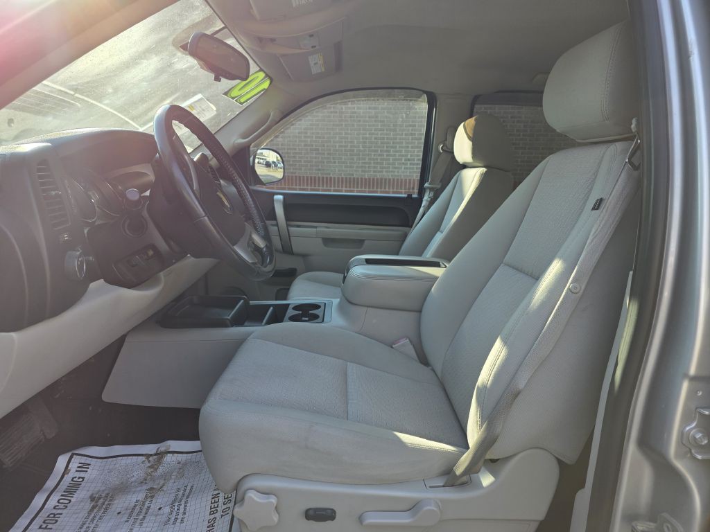 2010 Chevrolet Silverado 1500 Image 13