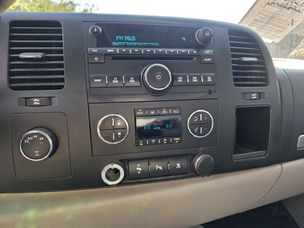 2010 Chevrolet Silverado 1500 Image 16