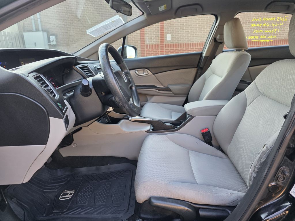2015 Honda Civic Image 9