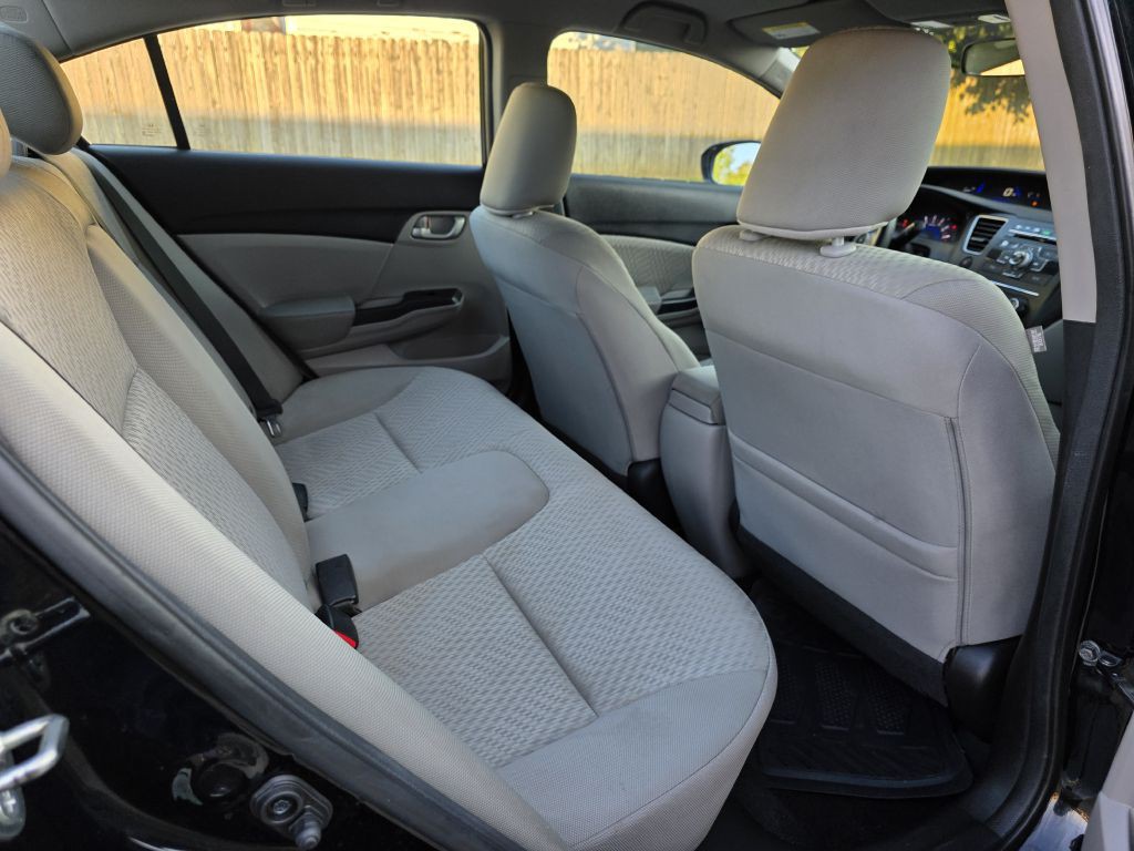 2015 Honda Civic Image 13