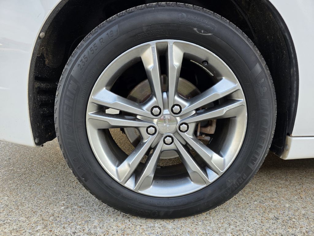 2013 Dodge Charger Image 9