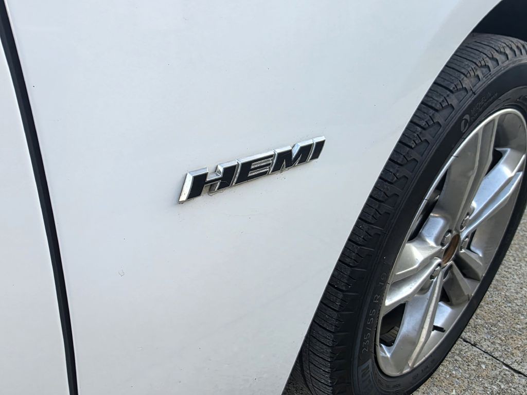 2013 Dodge Charger Image 19