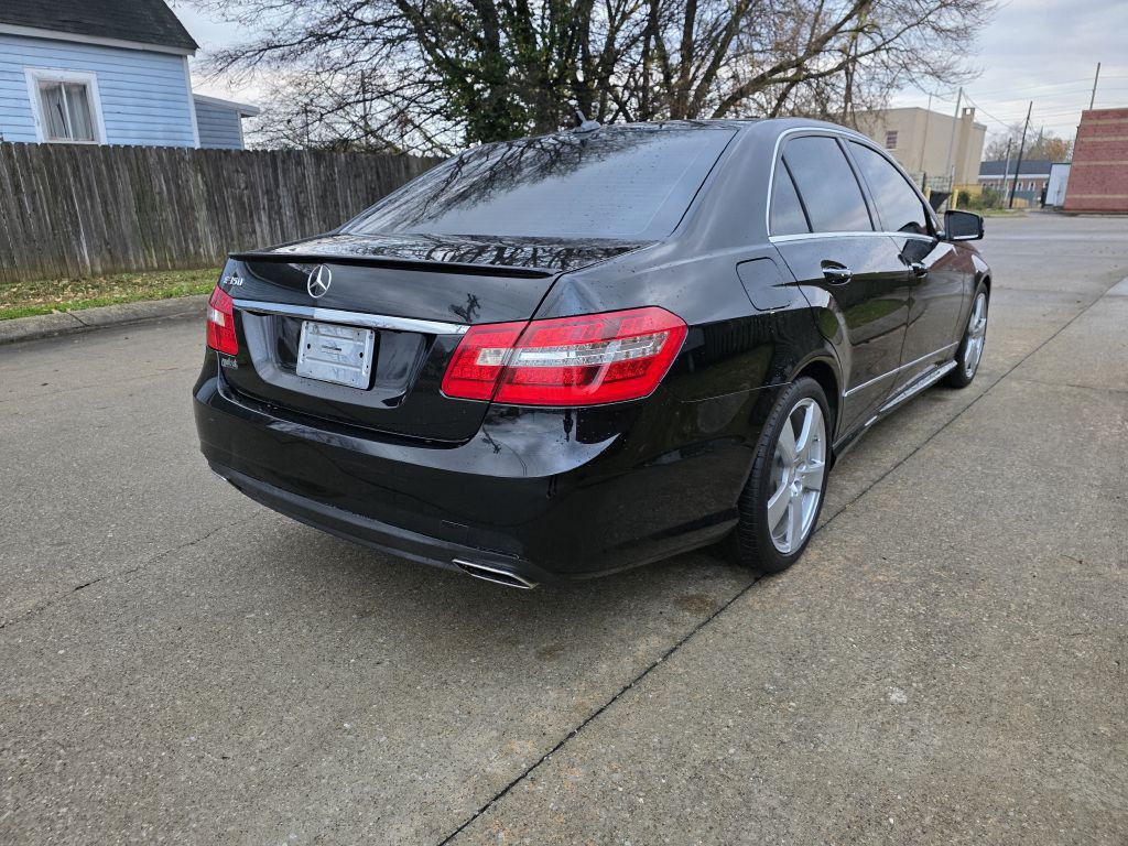 2011 Mercedes-Benz E-Class Image 6