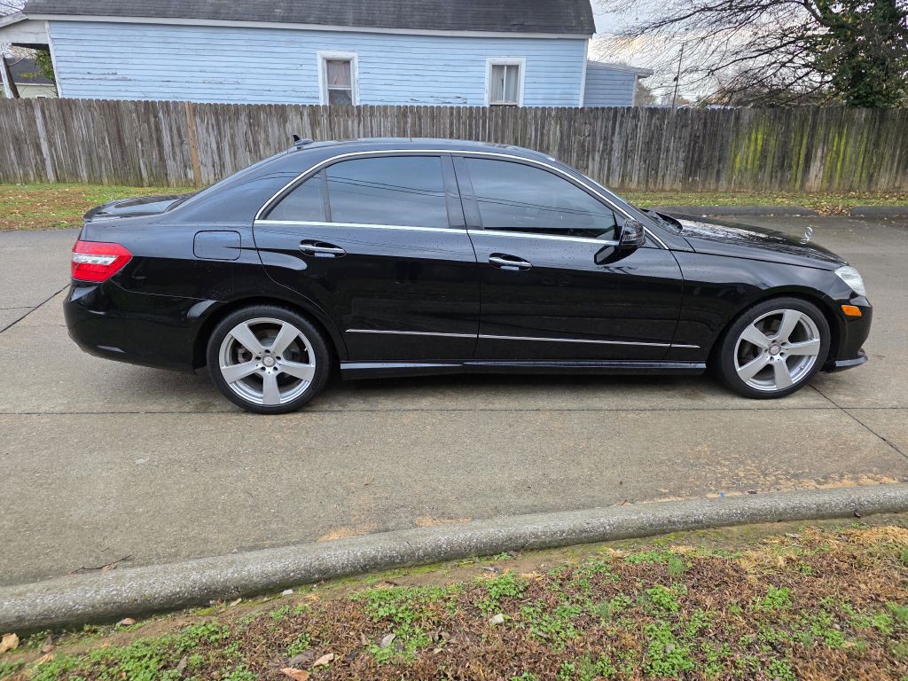 2011 Mercedes-Benz E-Class Image 7