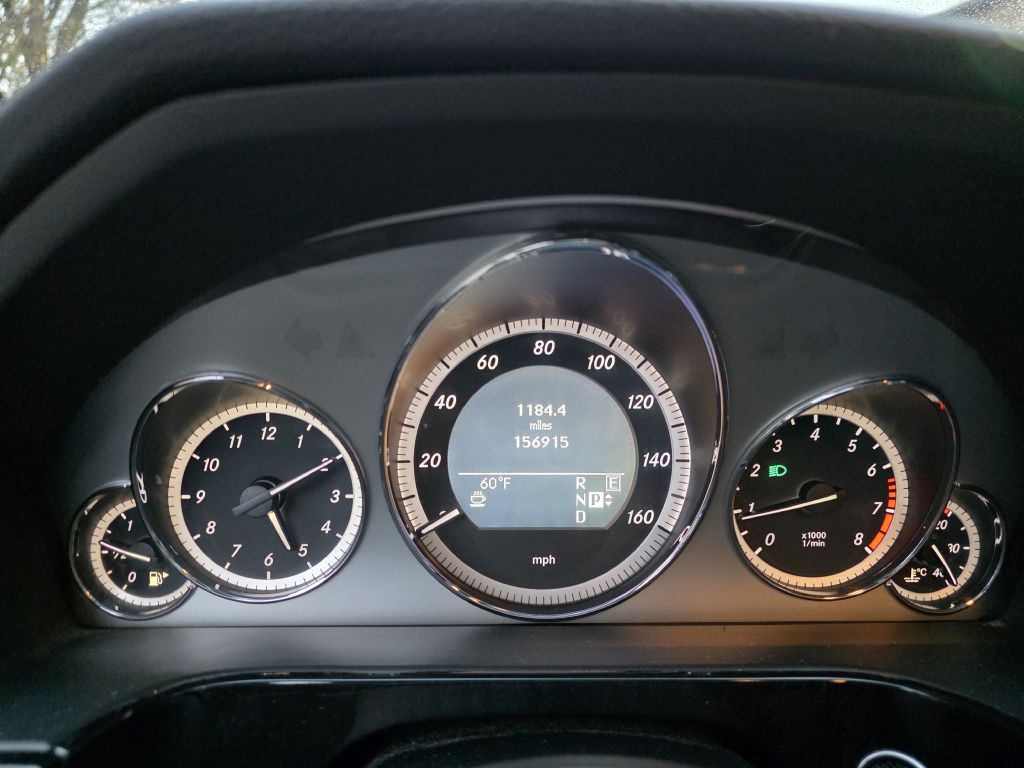 2011 Mercedes-Benz E-Class Image 12