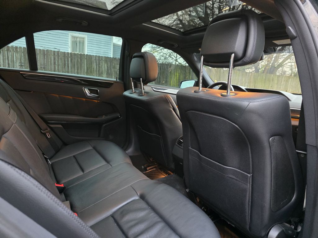 2011 Mercedes-Benz E-Class Image 18