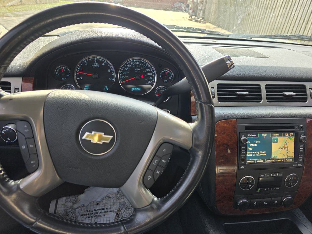 2011 Chevrolet Tahoe Image 15