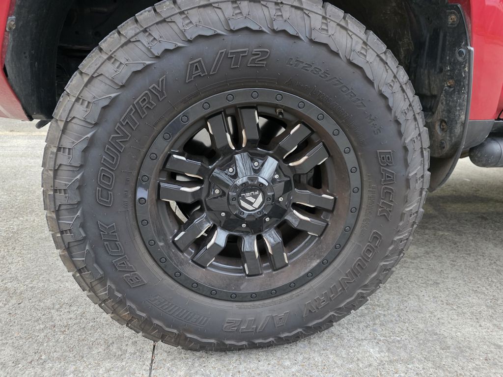 2019 Toyota 4Runner Image 9