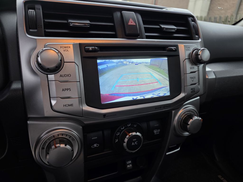 2019 Toyota 4Runner Image 17