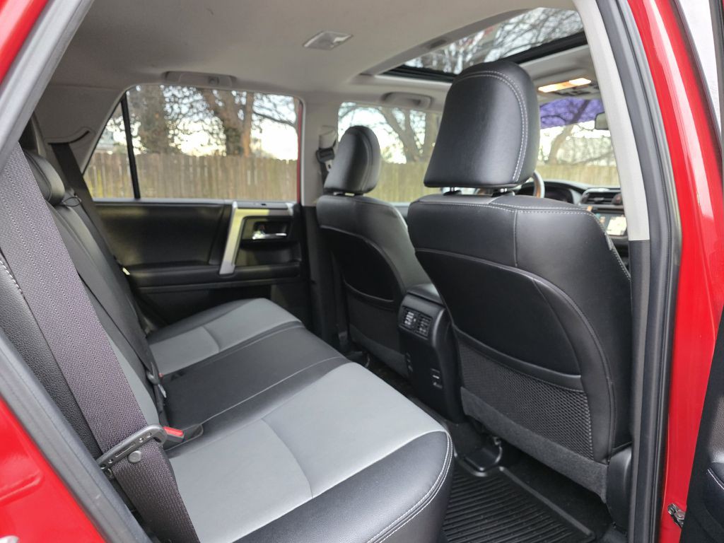 2019 Toyota 4Runner Image 22