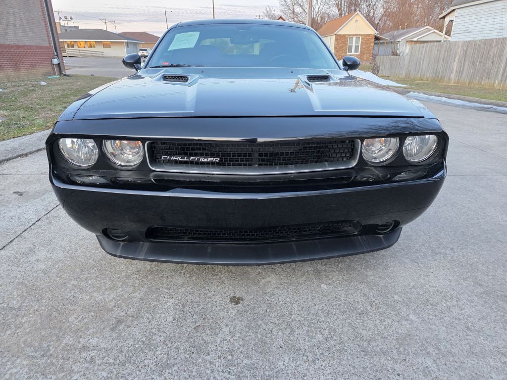 2014 Dodge Challenger Image 8