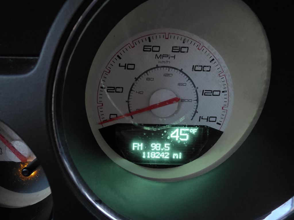 2014 Dodge Challenger Image 14