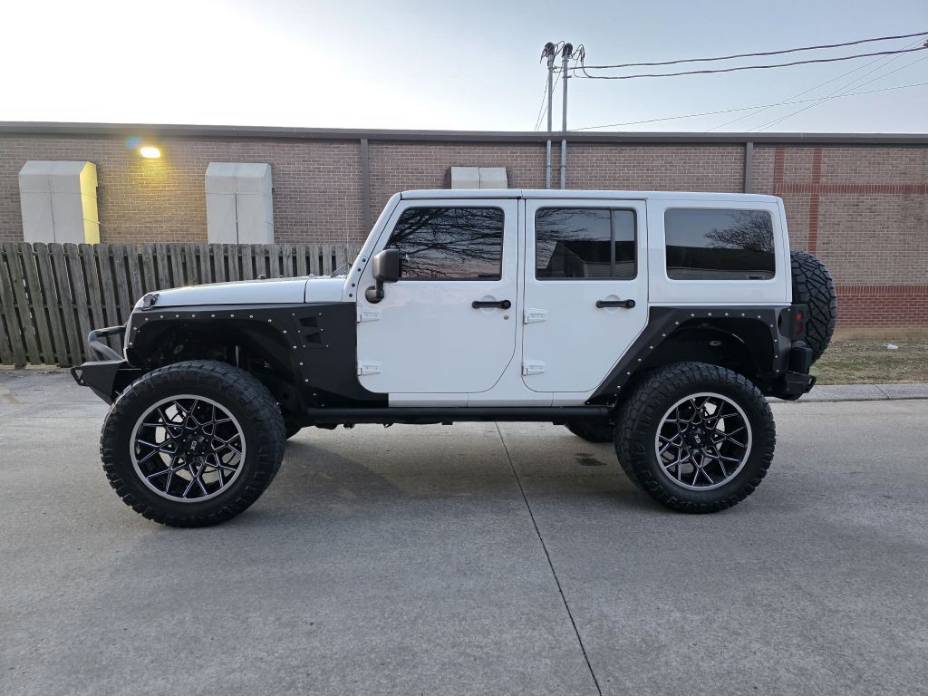 2018 Jeep Wrangler Unlimited Image 2