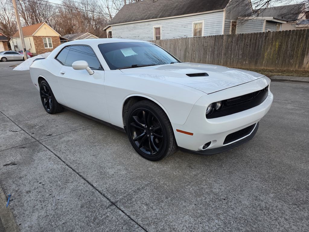 2016 Dodge Challenger Image 7