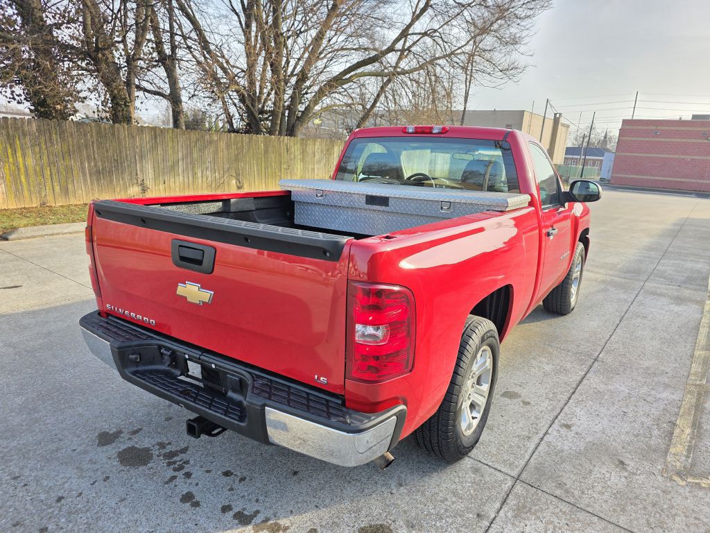 2010 Chevrolet Silverado 1500 Image 4