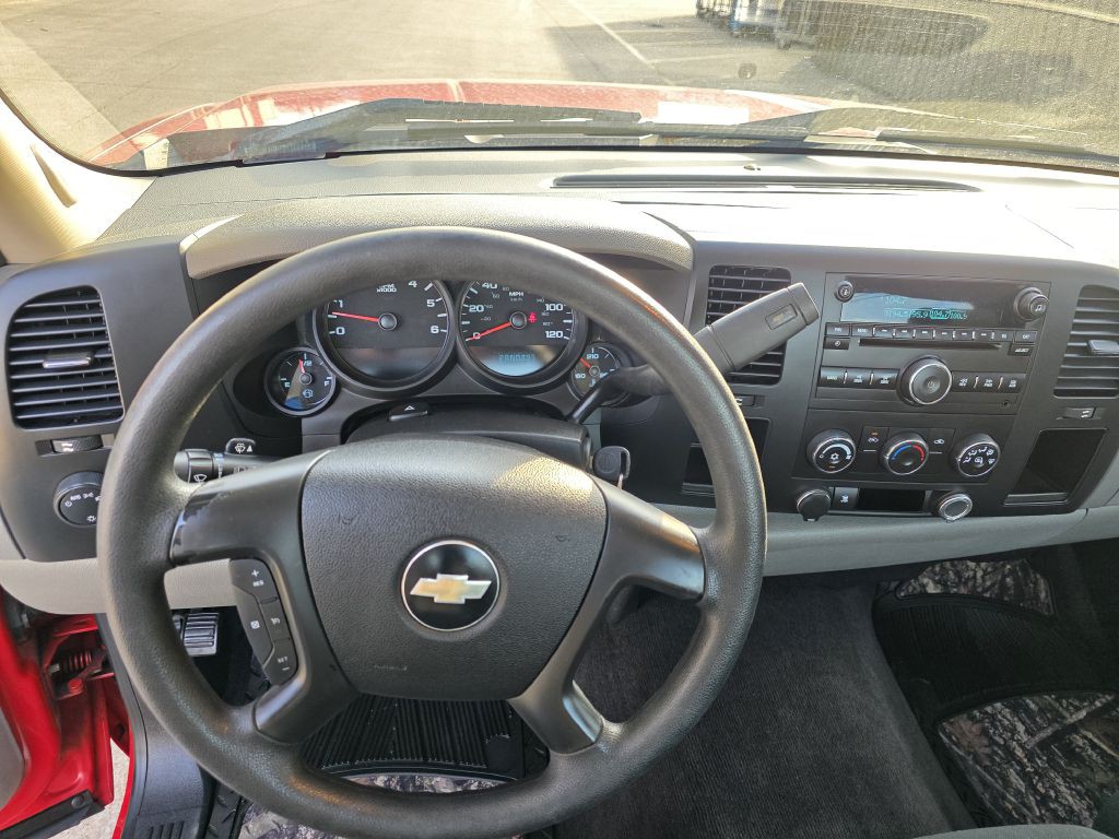 2010 Chevrolet Silverado 1500 Image 13