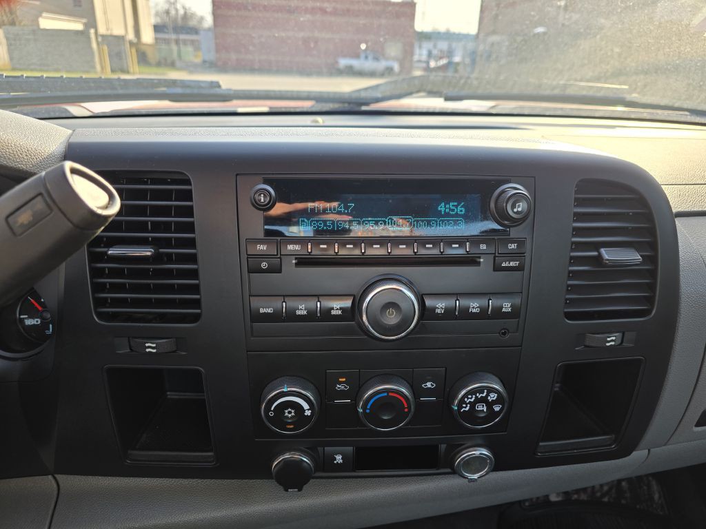 2010 Chevrolet Silverado 1500 Image 15