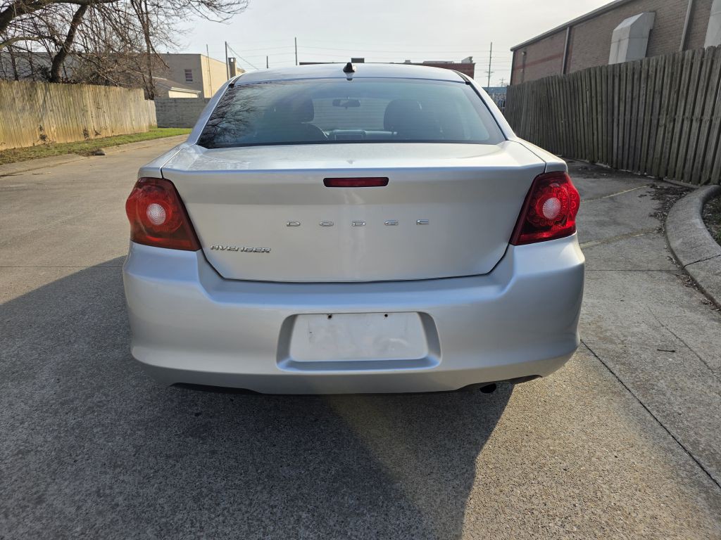 2012 Dodge Avenger Image 4