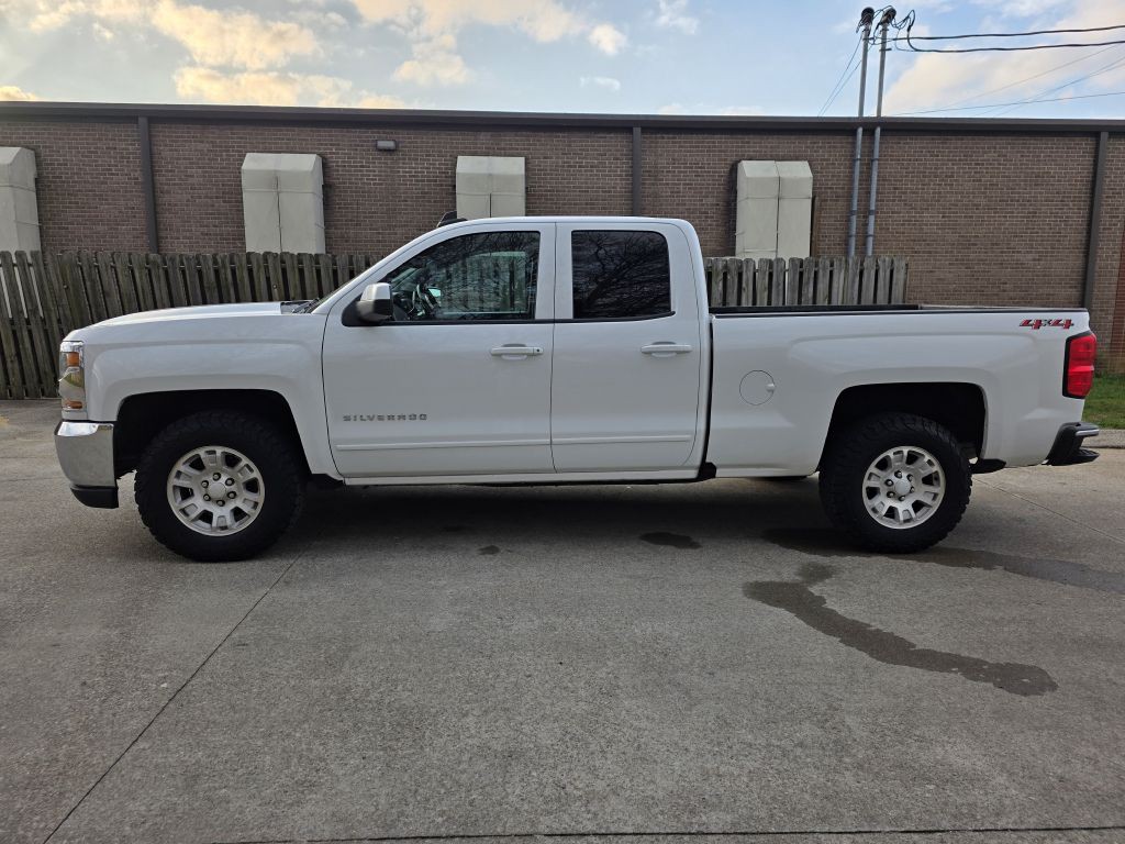 2018 Chevrolet Silverado 1500 Image 2