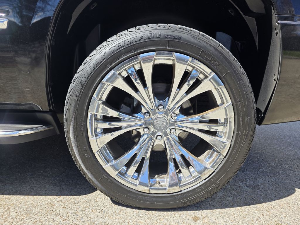 2013 Cadillac Escalade Image 9