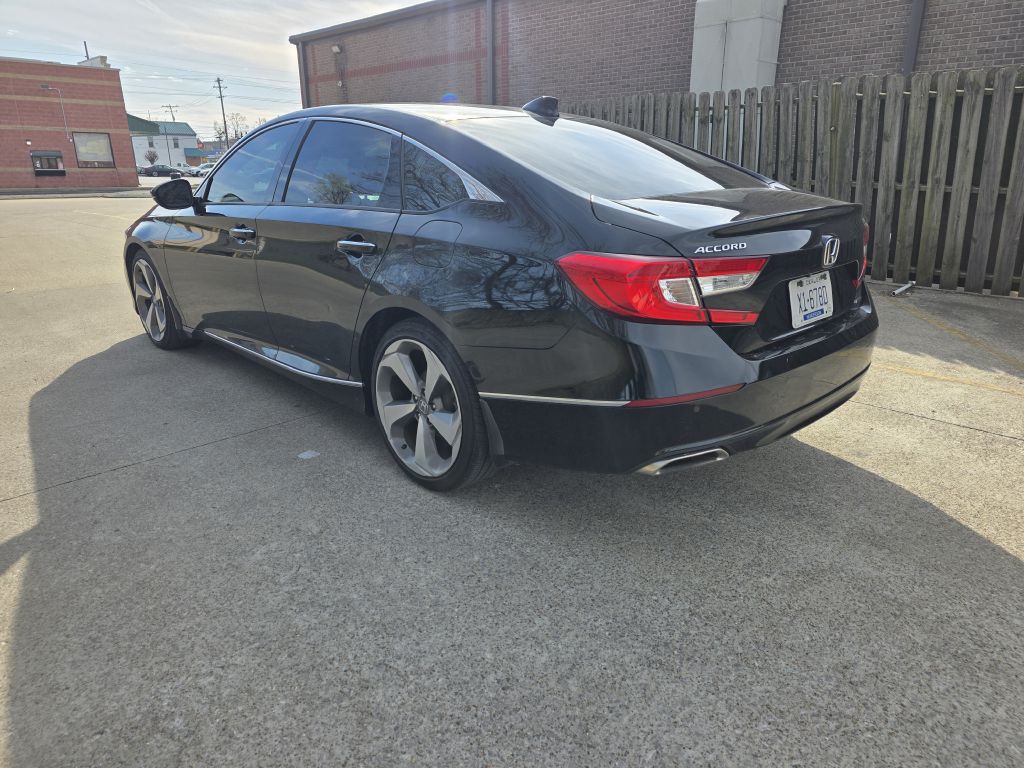 2018 Honda Accord Image 3