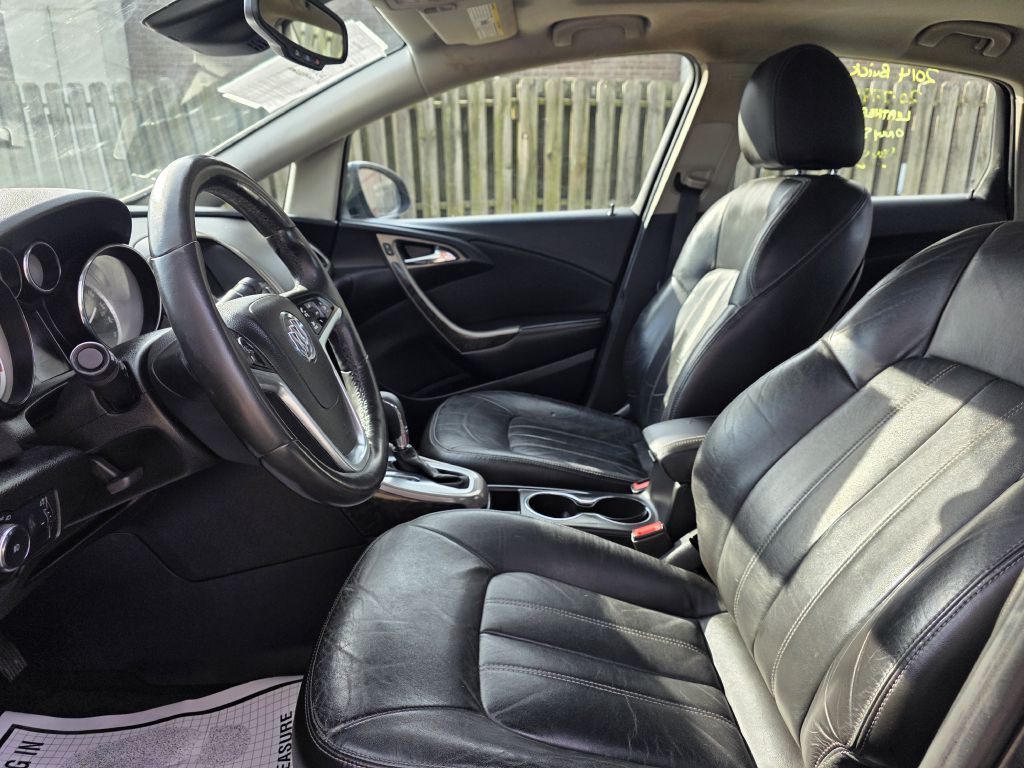 2014 Buick Verano Image 13