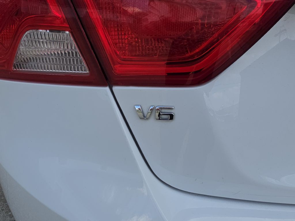 2018 Chevrolet Impala Image 12