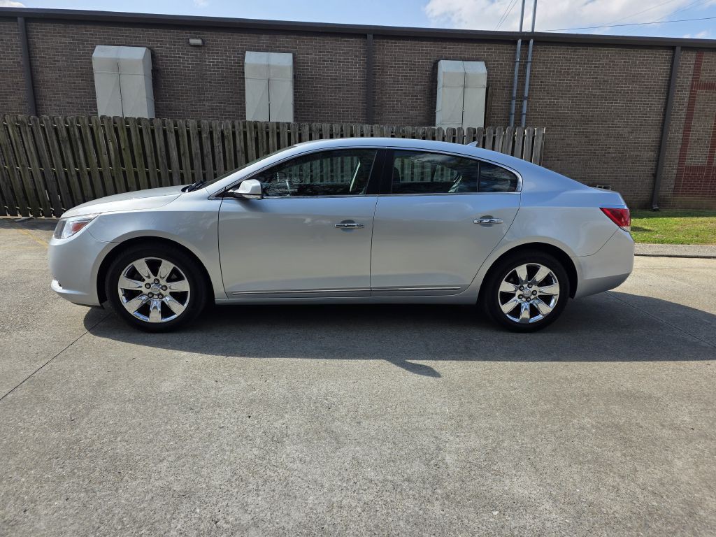 2013 Buick Lacrosse Image 2