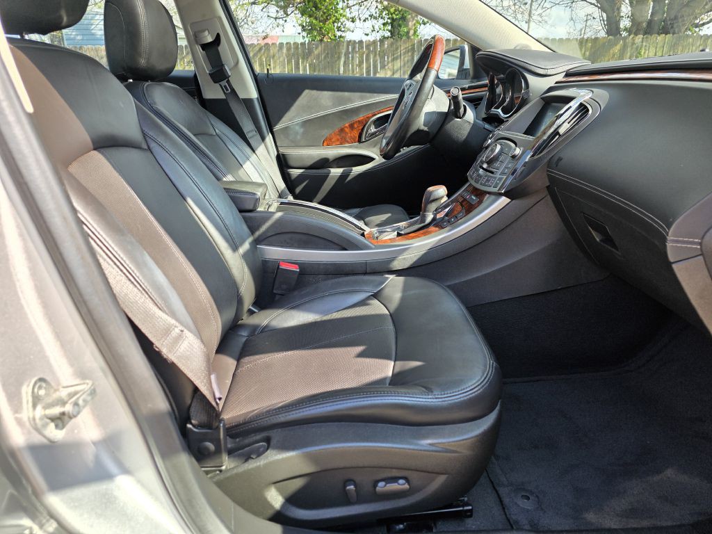 2013 Buick Lacrosse Image 10