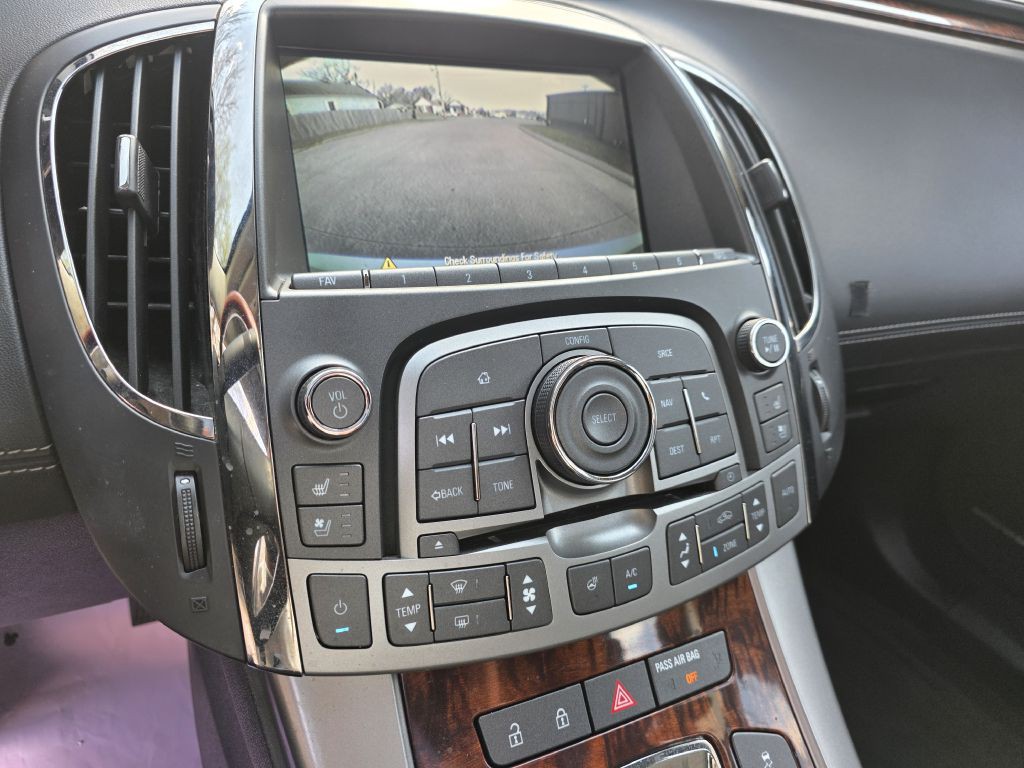 2013 Buick Lacrosse Image 16