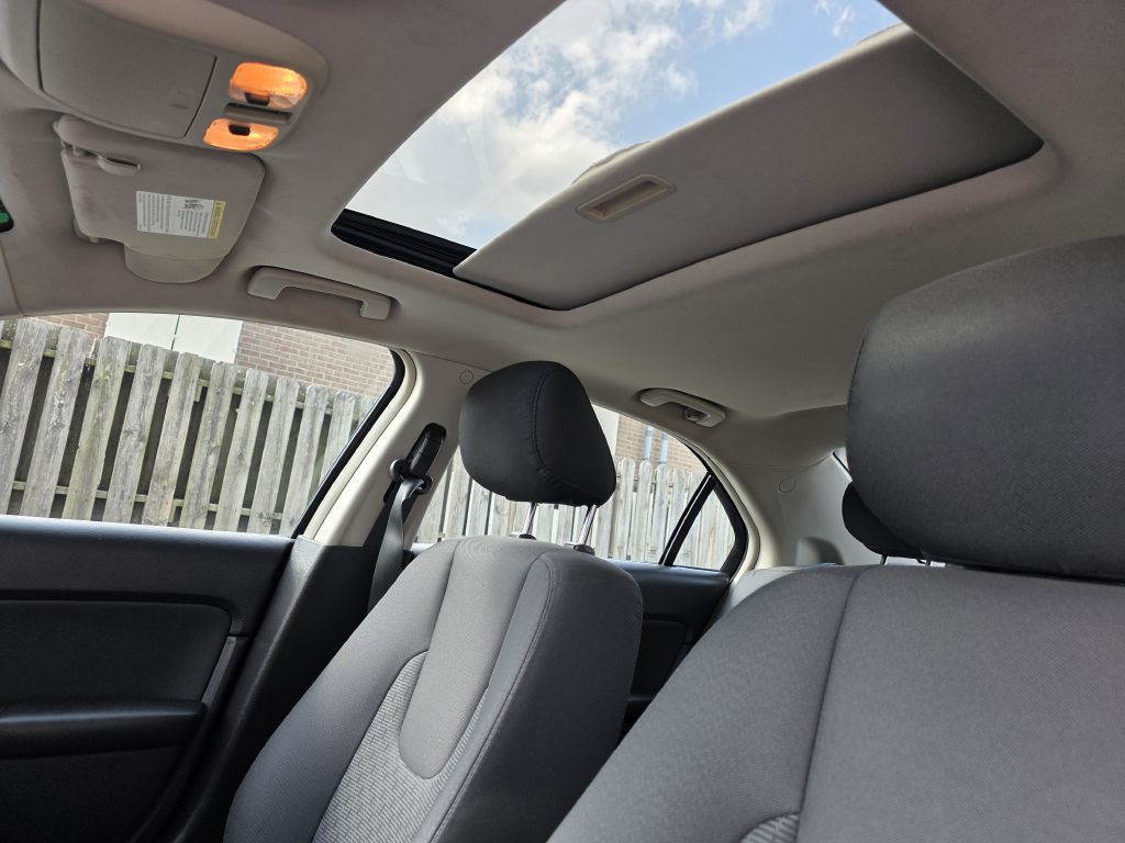 2011 Ford Fusion Image 11