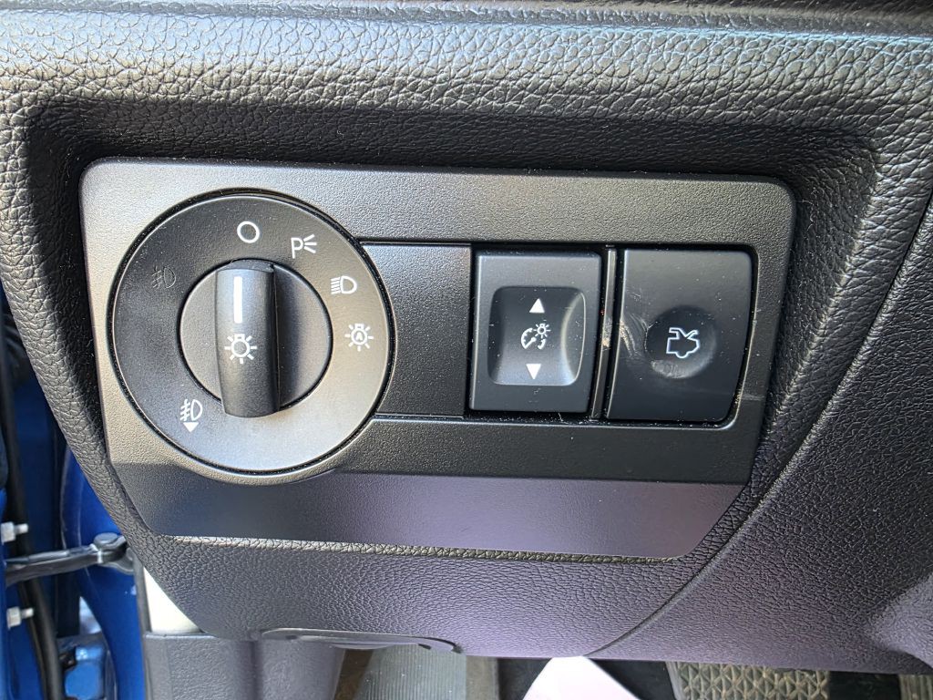 2011 Ford Fusion Image 15