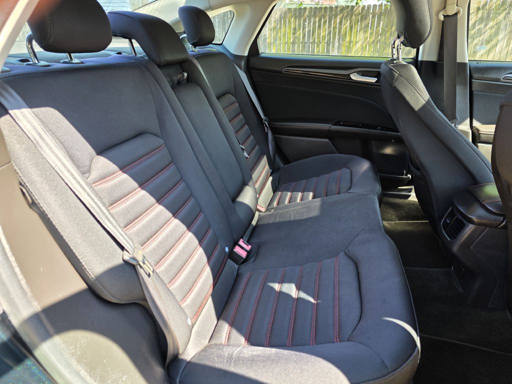 2014 Ford Fusion Image 10