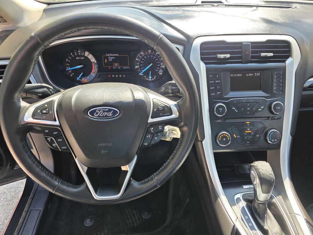 2014 Ford Fusion Image 15