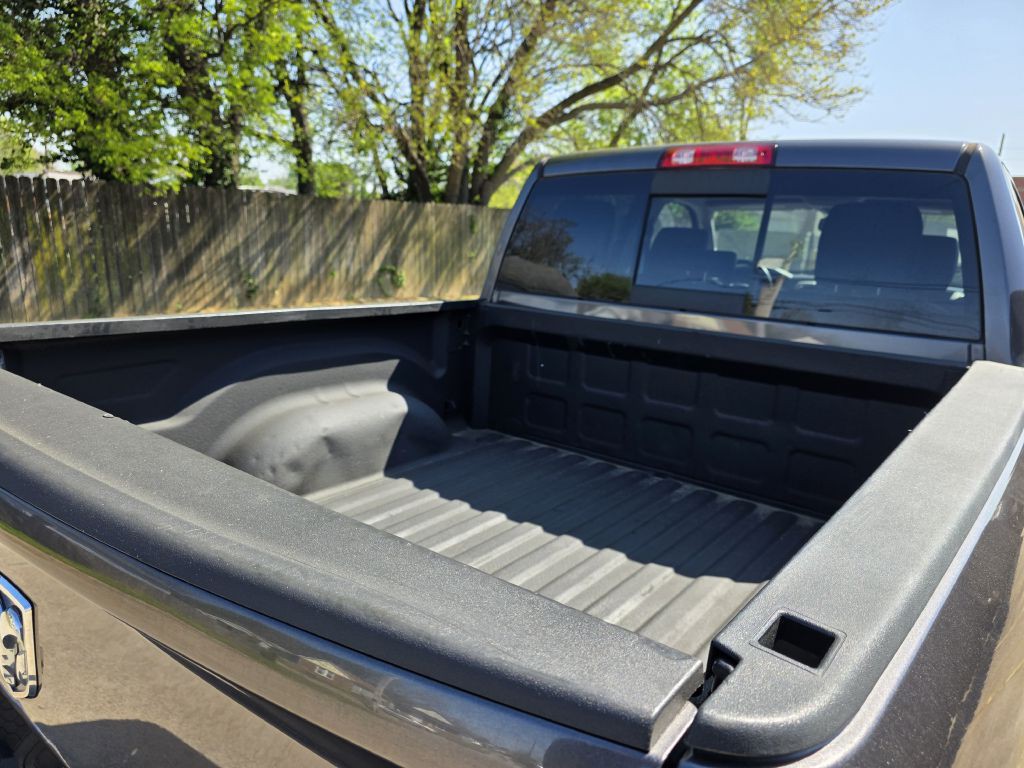 2017 RAM 1500 Image 6