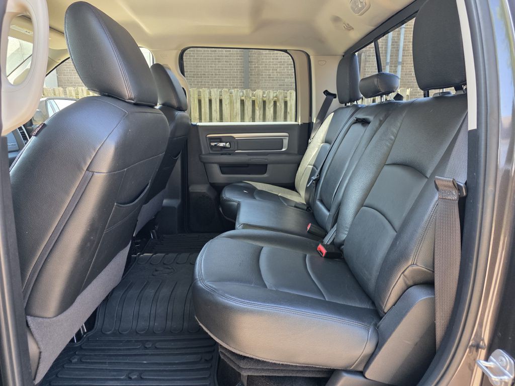 2017 RAM 1500 Image 15