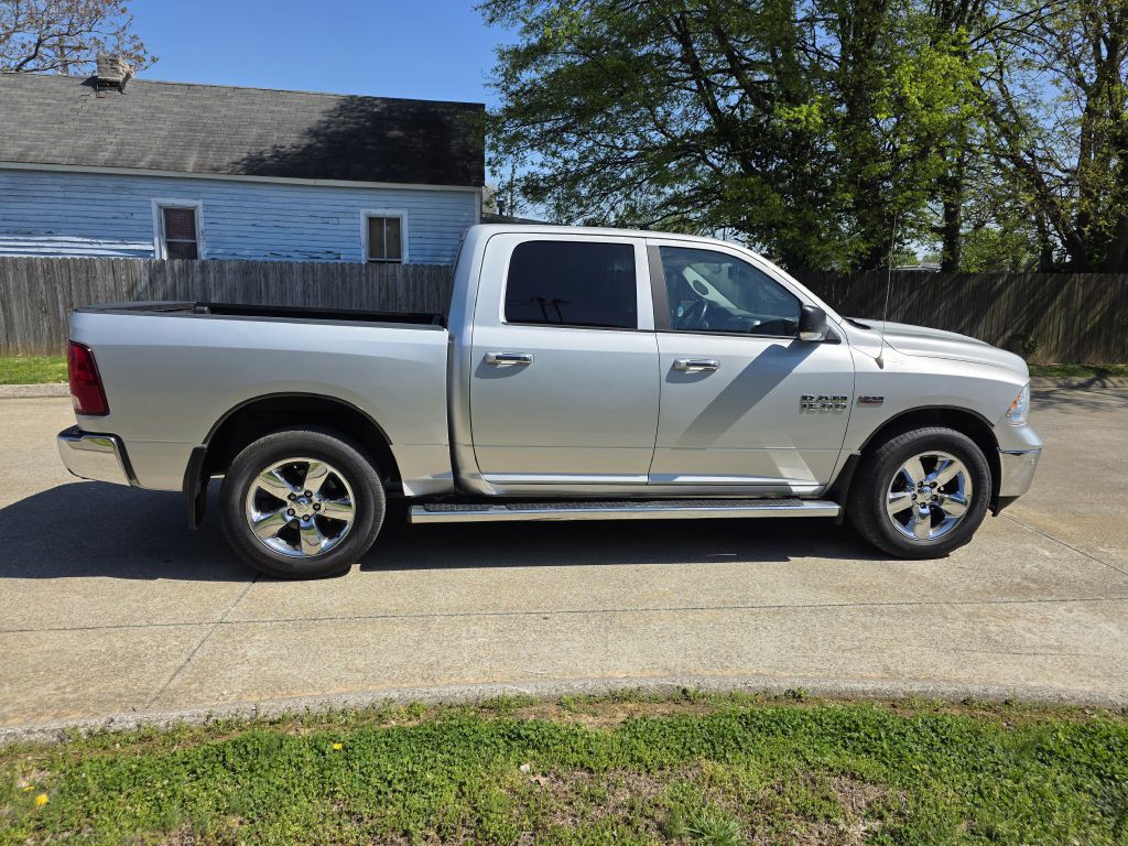 2017 RAM 1500 Image 6