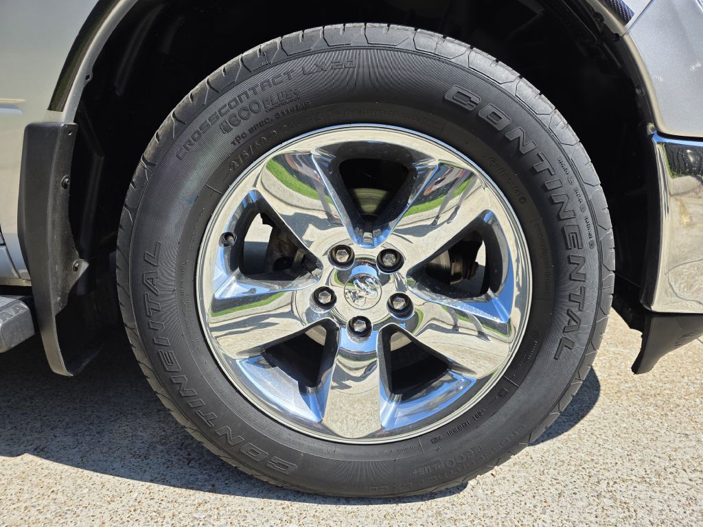 2017 RAM 1500 Image 9