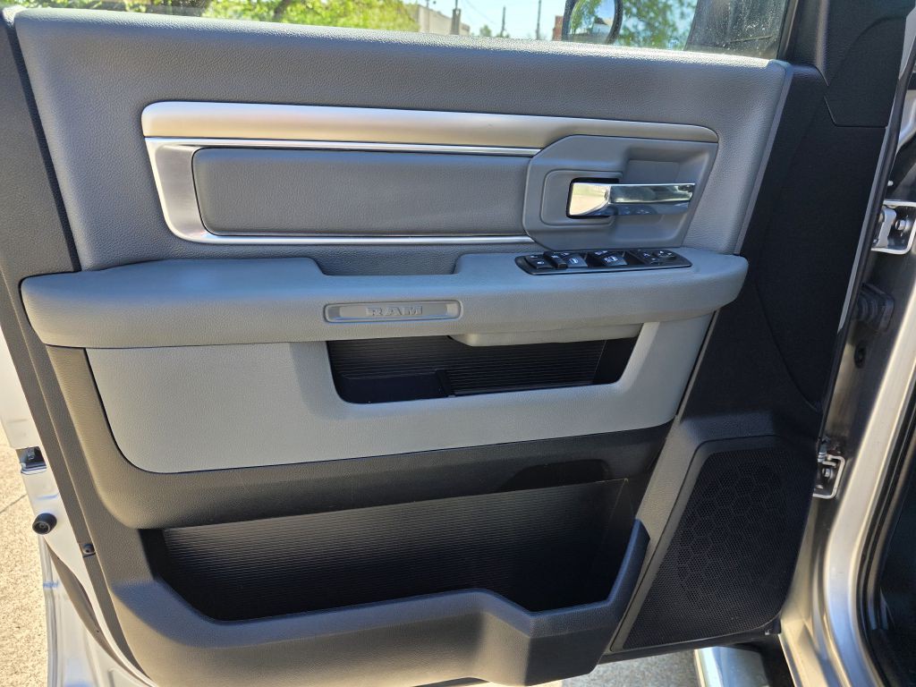 2017 RAM 1500 Image 19