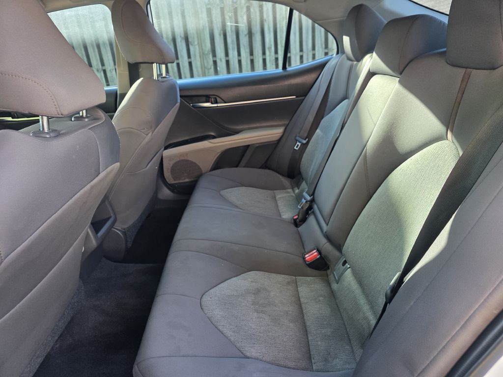 2019 Toyota Camry Image 12