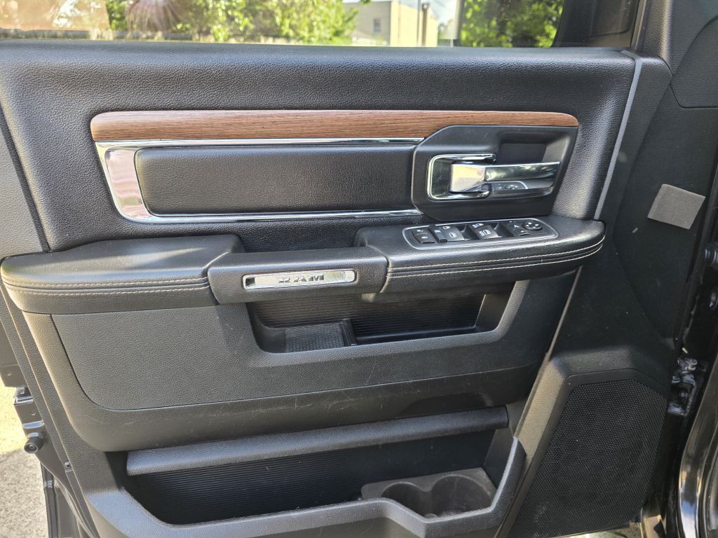 2017 RAM 1500 Image 16