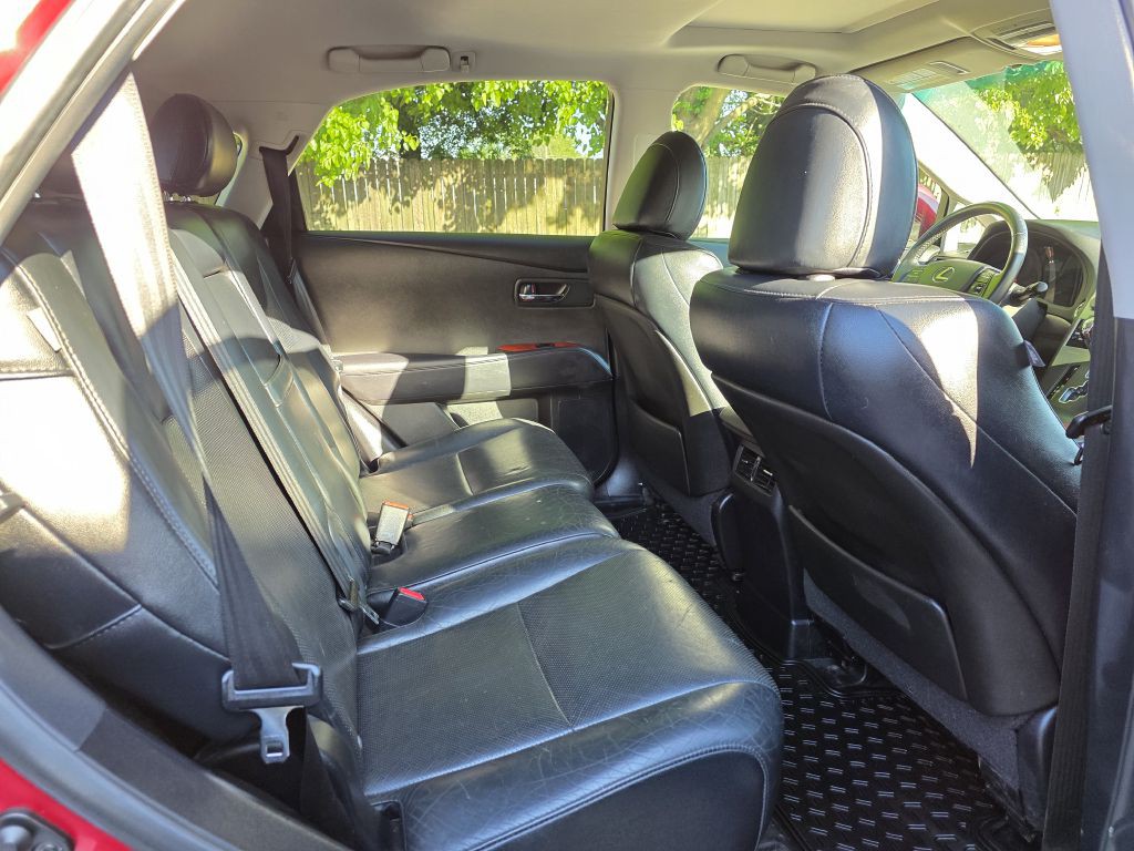2012 Lexus RX Image 17