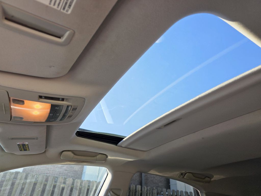 2012 Lexus RX Image 19
