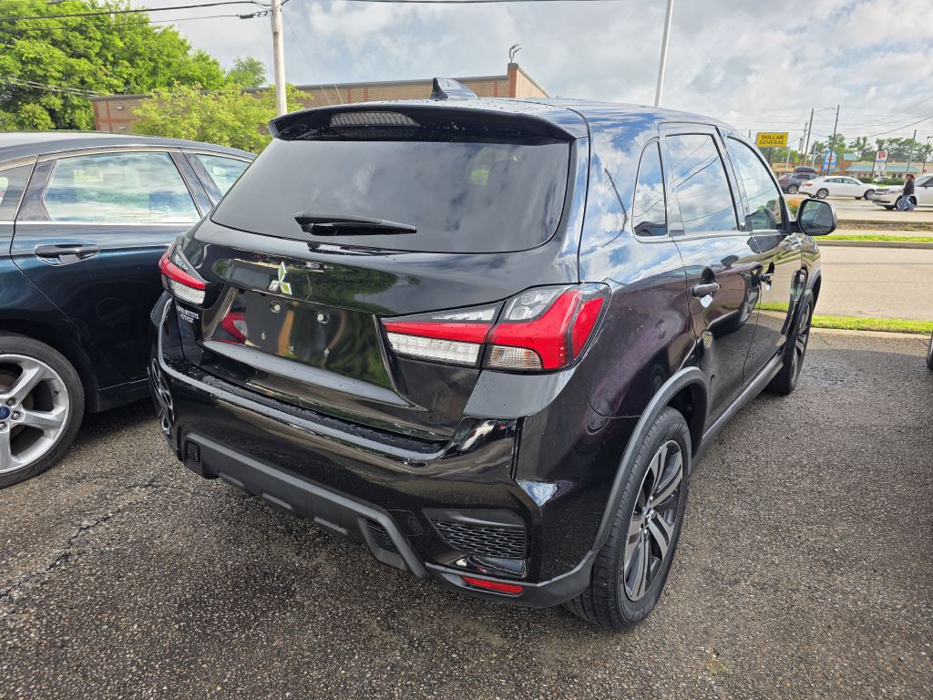 2020 Mitsubishi Outlander Image 5