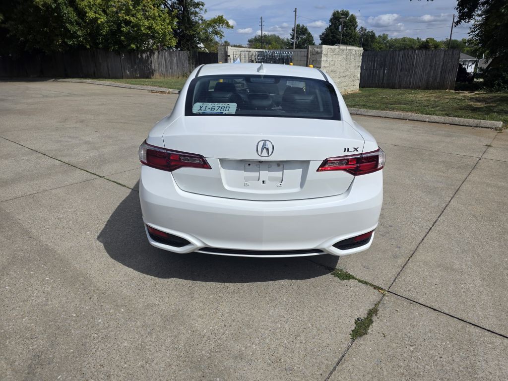 2017 Acura ILX Image 5
