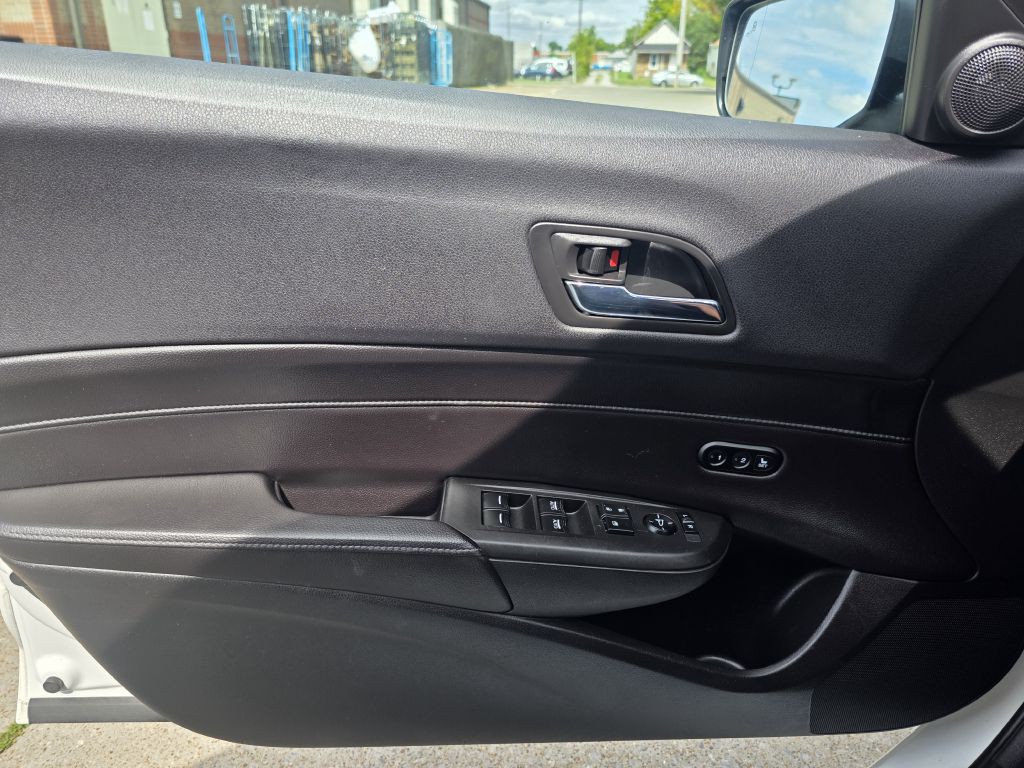 2017 Acura ILX Image 7