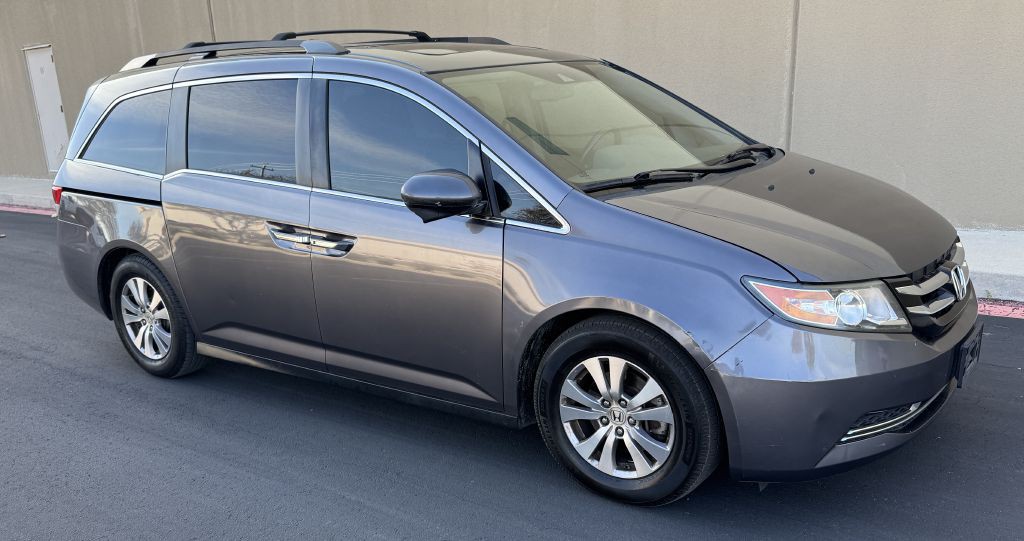 2014 Honda Odyssey Image 2
