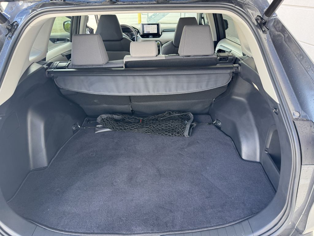 2023 Toyota Rav4 Image 3