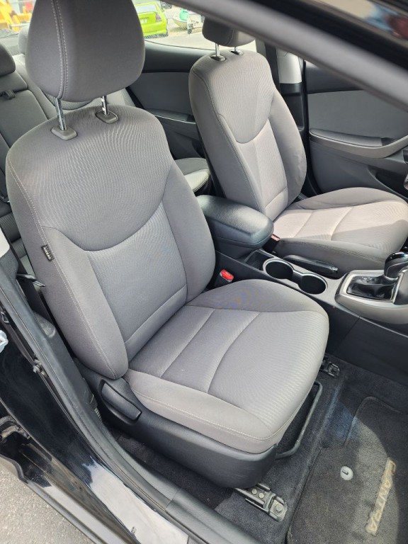 2014 Hyundai Elantra Image 6