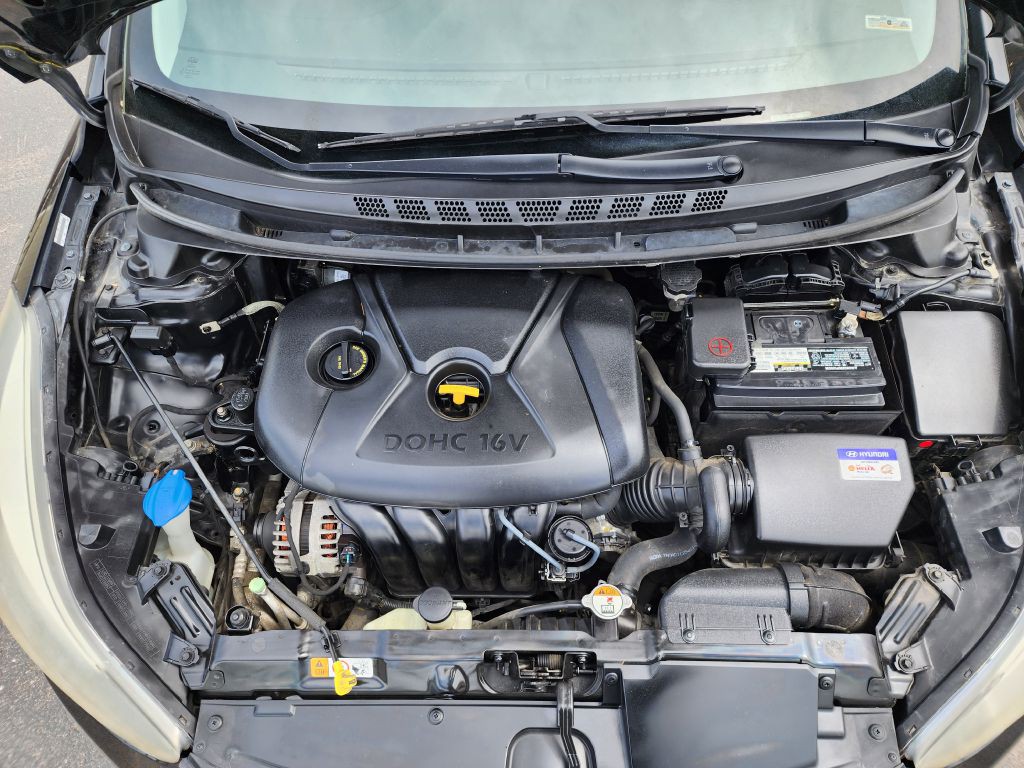 2014 Hyundai Elantra Image 14